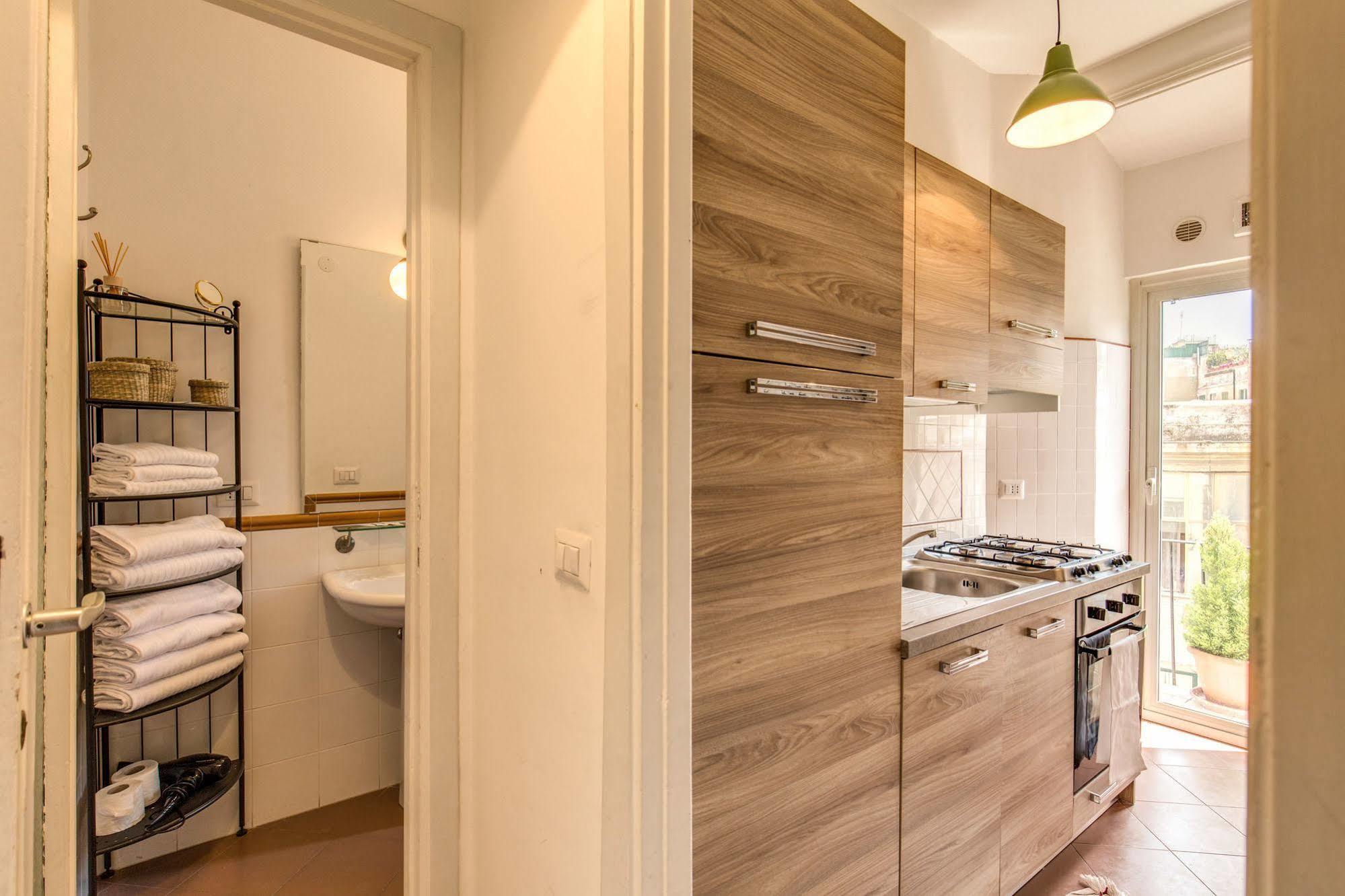 Aweshomeitaly - Spagna Glamour Life Penthouse Roma Dış mekan fotoğraf