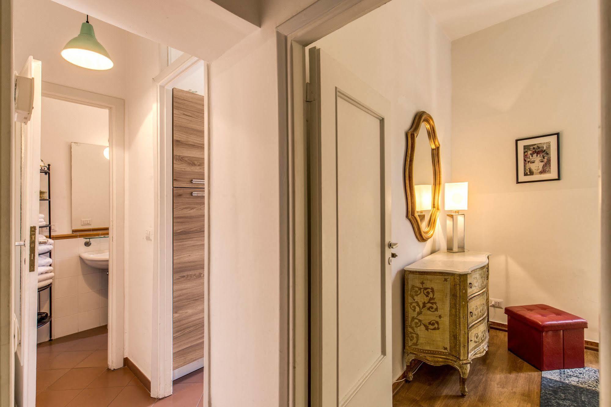 Aweshomeitaly - Spagna Glamour Life Penthouse Roma Dış mekan fotoğraf